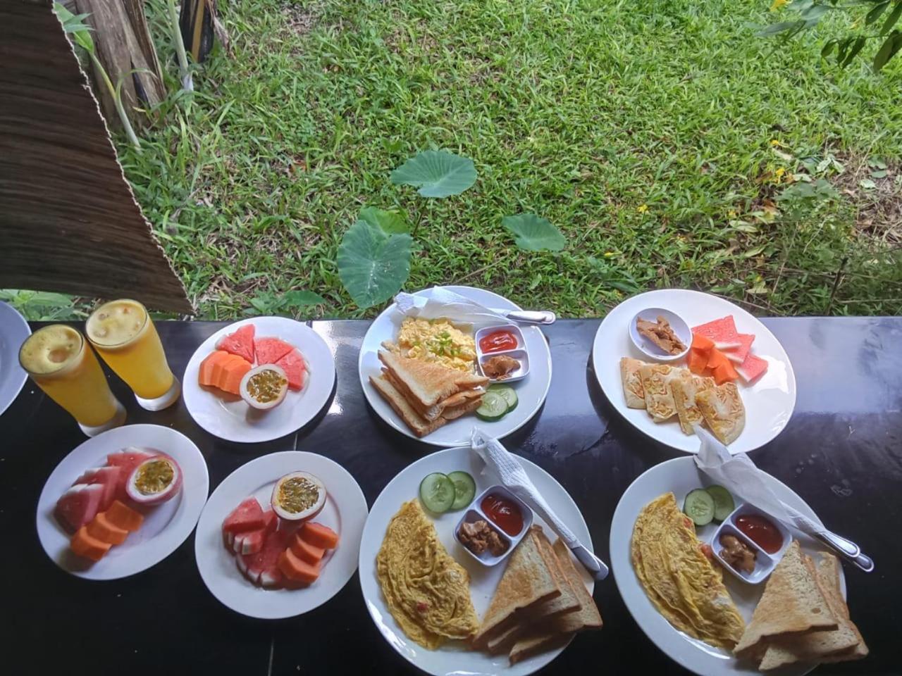 Pomelo Guest House Ubud Exterior foto